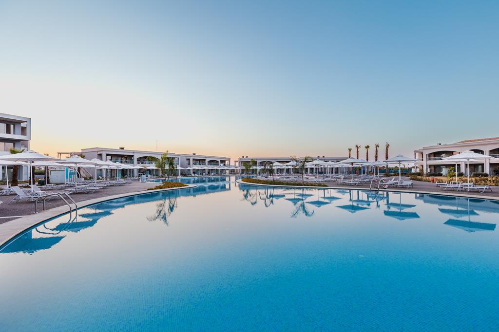 Blue Lagoon Queen Kalives Chalkidiki