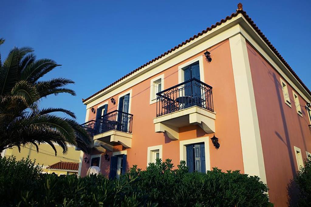 Michaelia Petra Lesbos