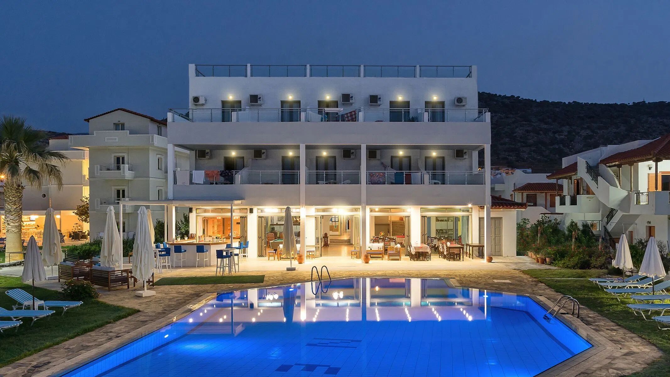 Neon Hotel 2 Sterren, Stalis ,Kreta