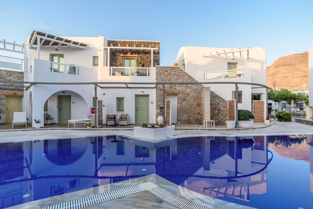 La Mer Deluxe Hotel & Spa Kamari Santorini