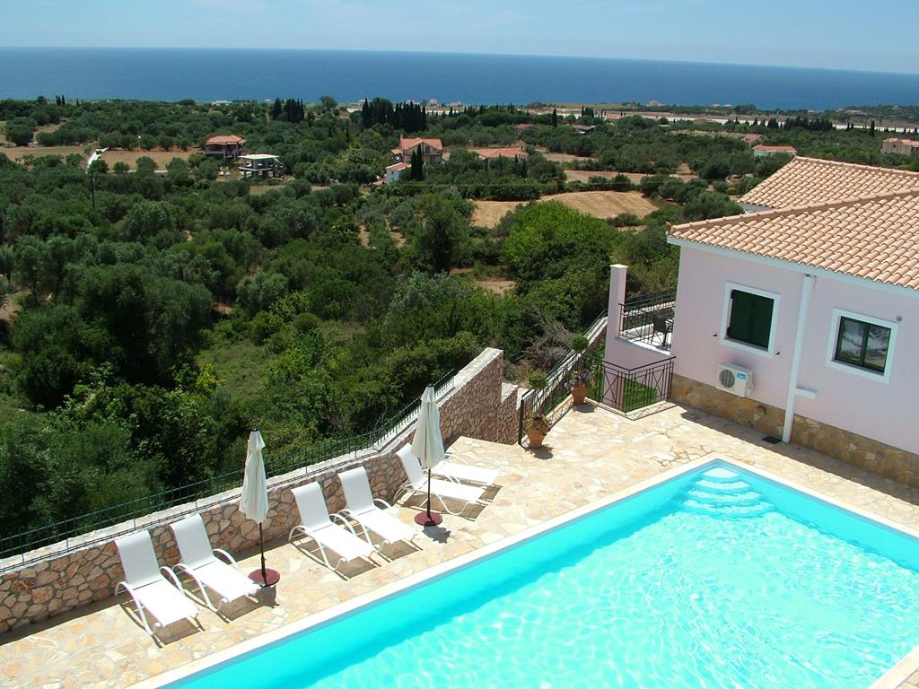 Sarantos Pool Suites Sarlata Kefalonia