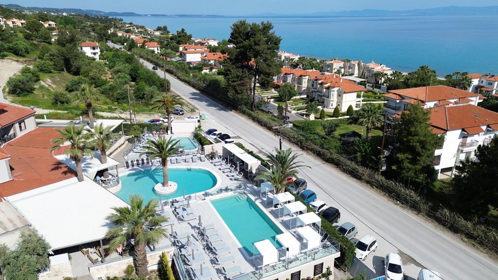 Anna Maria Paradise Pefkochori Chalkidiki
