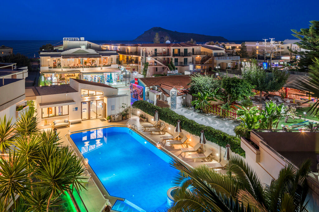 Oscar Suites & Village 3 Sterren, Agia Marina ,Kreta