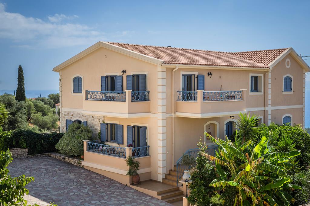 Diana Studios Trapezaki Kefalonia