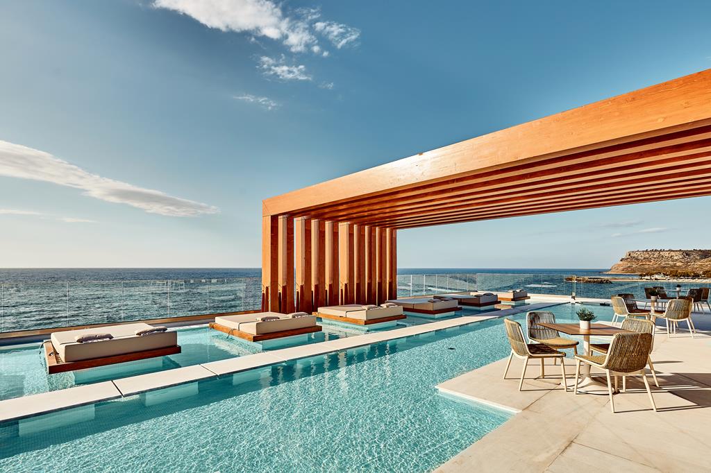 Enorme Santanna Island Sissi Kreta