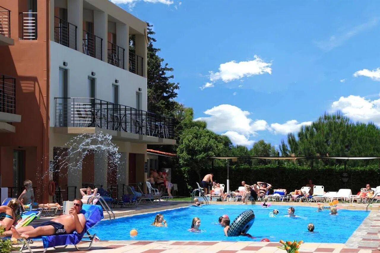 Sunrise Village Hotel 3 Sterren, Platanias ,Kreta