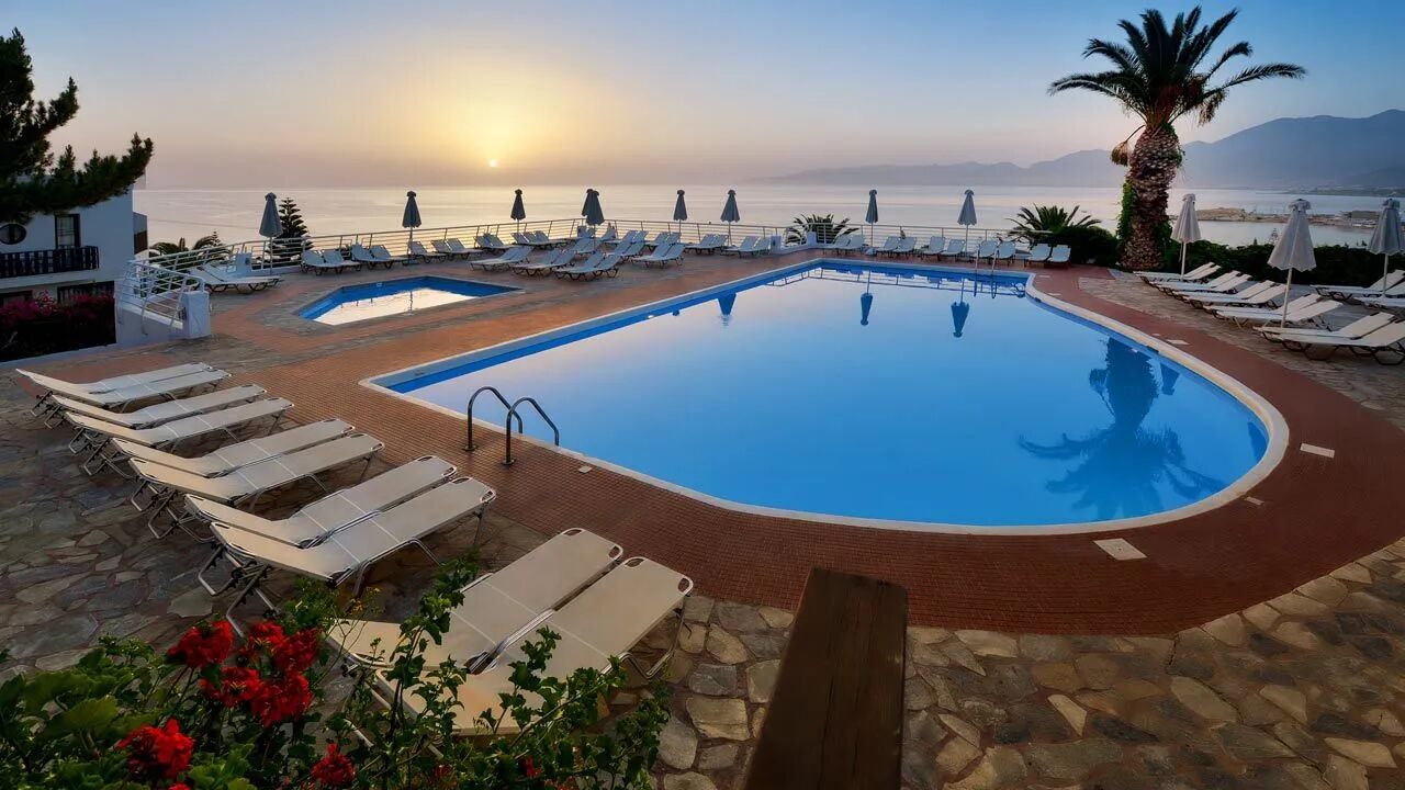 Hersonissos Village Hotel & Bungalows 4 Sterren, Chersonissos ,Kreta