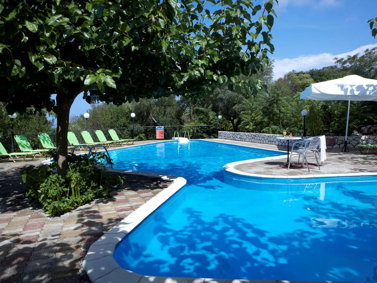Hotel Dafnoudi 2 Sterren, Fiskardo ,Kefalonia