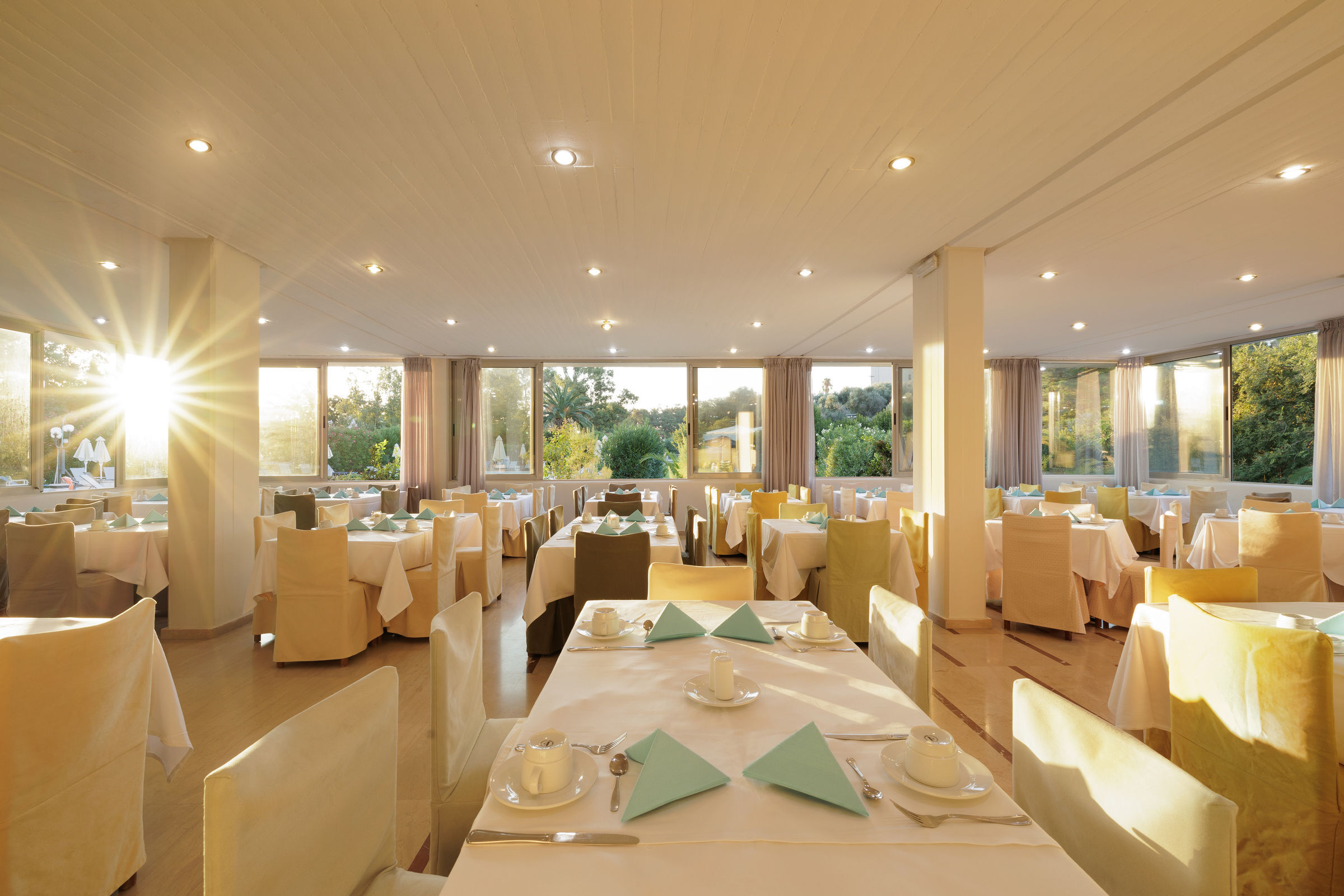 Livadi Nafsika Hotel 4 Sterren, Dassia ,Corfu
