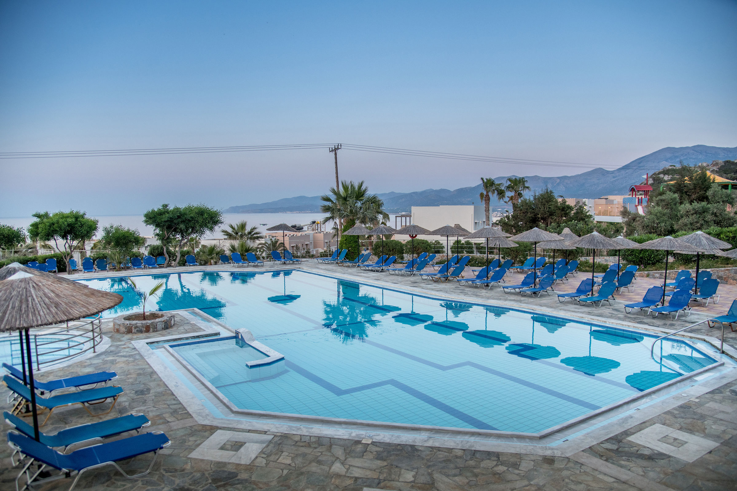 Semiramis Village 4 Sterren, Chersonissos ,Kreta